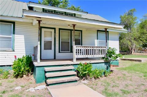 623 S Magnolia, Erick, OK 73645 photo 3