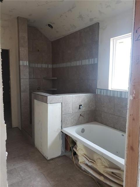 2009 Edgewater Dr, Moore, OK 73160 photo 7