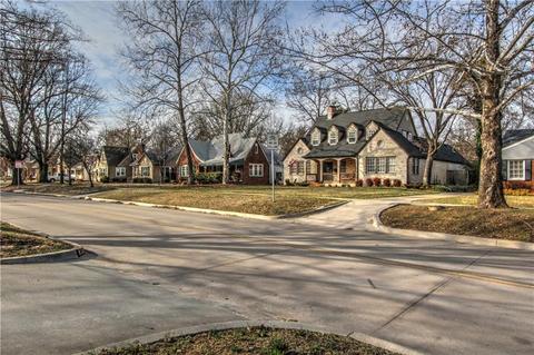 627 E Boyd St, Norman, OK 73071 photo 3
