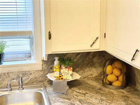 209 S 5th St, Marlow, OK 73055 photo 7
