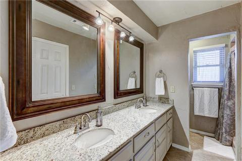 1317 Devonshire Ct, Edmond, OK 73034 photo 21