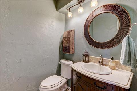 1317 Devonshire Ct, Edmond, OK 73034 photo 29