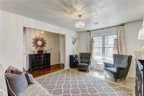 1317 Devonshire Ct, Edmond, OK 73034 photo 4