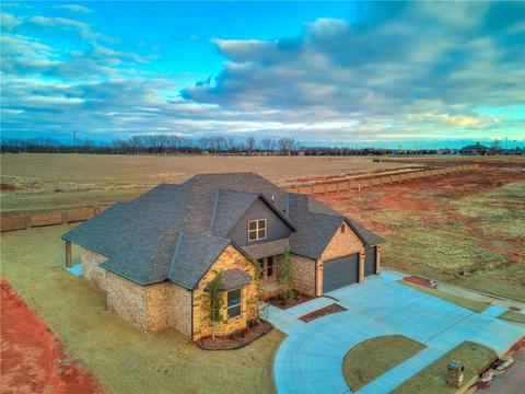 1184 Colonial Ave, Tuttle, OK 73089 photo 4