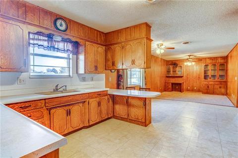307 W Adams St, Corn, OK 73024 photo 15