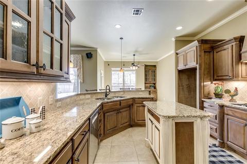 158 Evermay Dr, Edmond, OK 73013 photo 5
