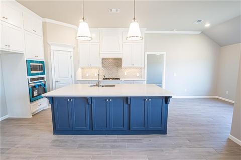 608 Switch Rd, Yukon, OK 73099 photo 4
