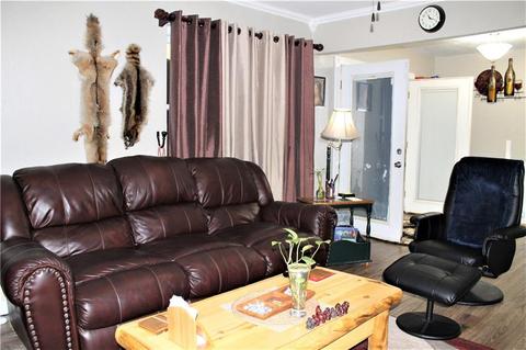 538 W Carson Dr, Mustang, OK 73064 photo 5