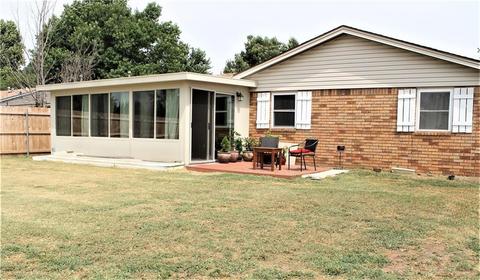 538 W Carson Dr, Mustang, OK 73064 photo 24