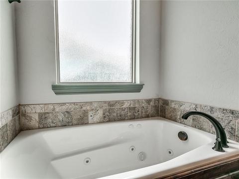 20582 Frontier Ave, Harrah, OK 73045 photo 22