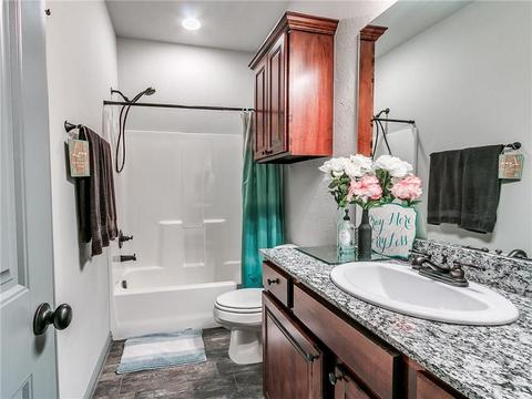 20582 Frontier Ave, Harrah, OK 73045 photo 26