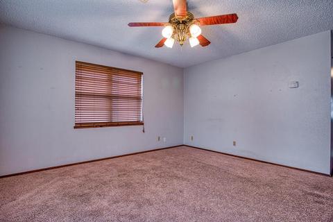 607 S Leach Ave, Watonga, OK 73772 photo 7