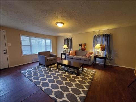 1306 E Springer Ave, Guthrie, OK 73044 photo 1