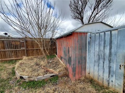 1306 E Springer Ave, Guthrie, OK 73044 photo 13
