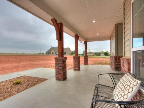 1092 Christopher Michal Ln, Tuttle, OK 73089 photo 3