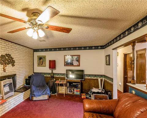 720 N Sheb Wooley Ave, Erick, OK 73645 photo 6