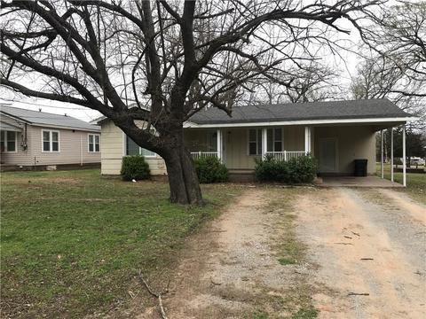 722 E Leland St, Cushing, OK 74023 photo 4