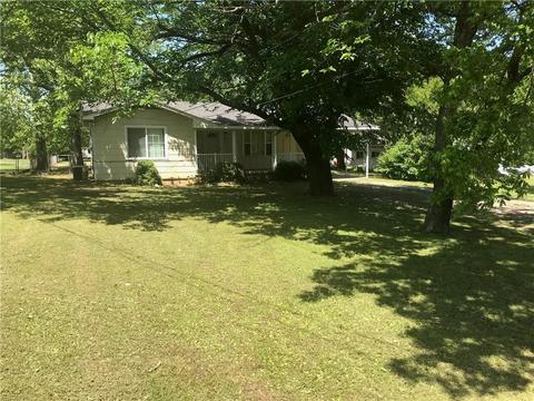 722 E Leland St, Cushing, OK 74023 photo 1