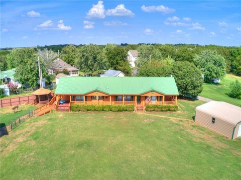 316 E Bryant Ave, Mulhall, OK 73063 photo 3