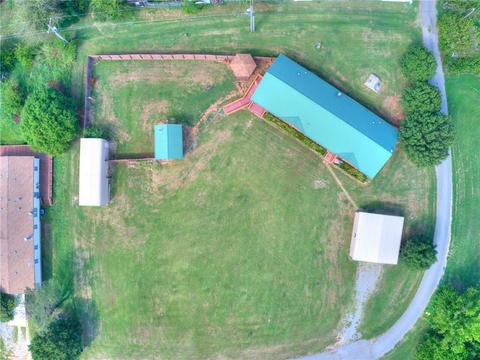 316 E Bryant Ave, Mulhall, OK 73063 photo 2