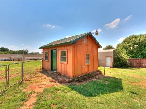 316 E Bryant Ave, Mulhall, OK 73063 photo 8