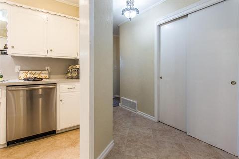 3712 N Eagle Ln, Bethany, OK 73008 photo 5