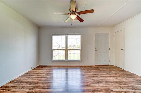 708 Saturn St, Altus, OK 73521 photo 6