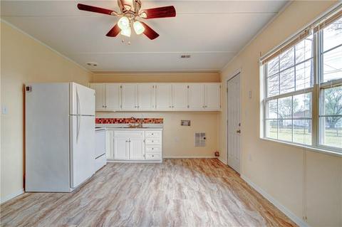 708 Saturn St, Altus, OK 73521 photo 9