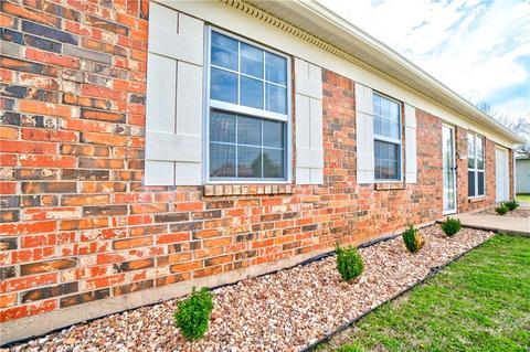 708 Saturn St, Altus, OK 73521 photo 5