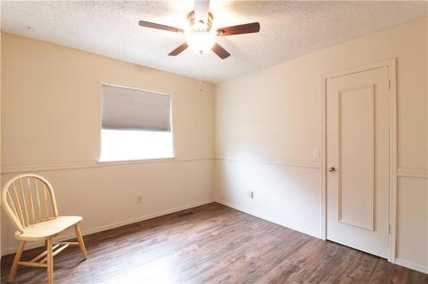 216 E Olympic Dr, Yukon, OK 73099 photo 21