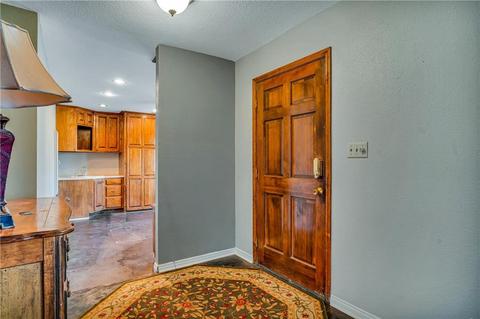 301 Cameron Dr, Altus, OK 73521 photo 4
