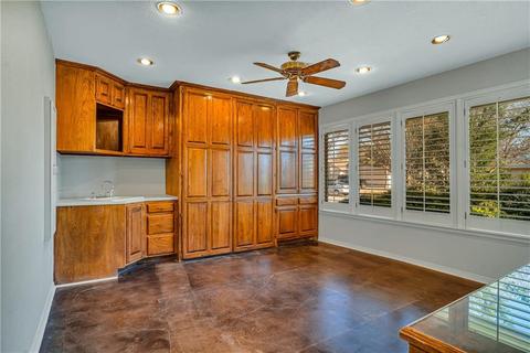 301 Cameron Dr, Altus, OK 73521 photo 17