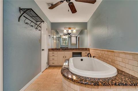 301 Cameron Dr, Altus, OK 73521 photo 21
