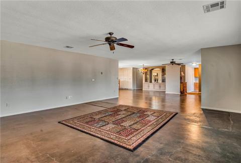 301 Cameron Dr, Altus, OK 73521 photo 8