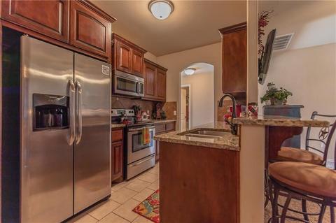 1517 Ginger Ave, Moore, OK 73160 photo 3