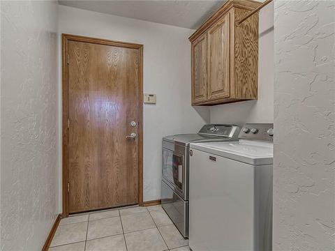 1925 Oak Dr, Moore, OK 73170 photo 34