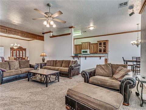 1925 Oak Dr, Moore, OK 73170 photo 9