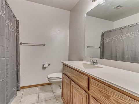 1925 Oak Dr, Moore, OK 73170 photo 33