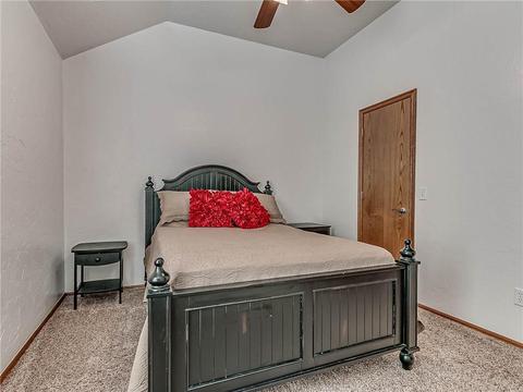 1925 Oak Dr, Moore, OK 73170 photo 29