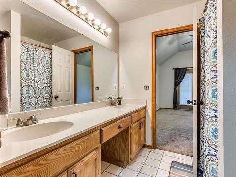 2600 Briarcliff Dr, Moore, OK 73170 photo 29