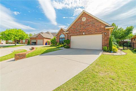 3209 Pinehurst Dr, Norman, OK 73072 photo 2