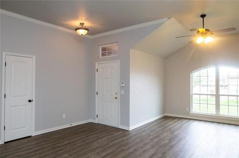 912 Willowood Dr, Yukon, OK 73099 photo 8