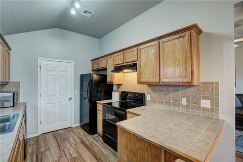 4412 Applegate Dr, Moore, OK 73160 photo 15