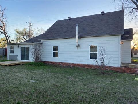 215 W 1st St, Coyle, OK 73027 photo 7