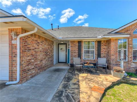 200 Greentree Dr, Noble, OK 73068 photo 2