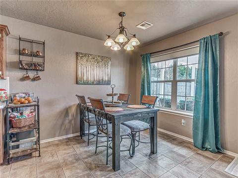 200 Greentree Dr, Noble, OK 73068 photo 7