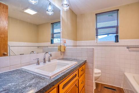 420 N Harmon Ave, Watonga, OK 73772 photo 15
