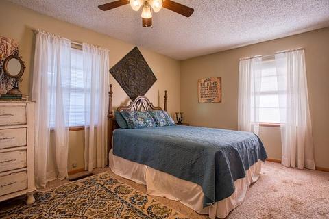 801 Kelli Dr, Watonga, OK 73772 photo 8