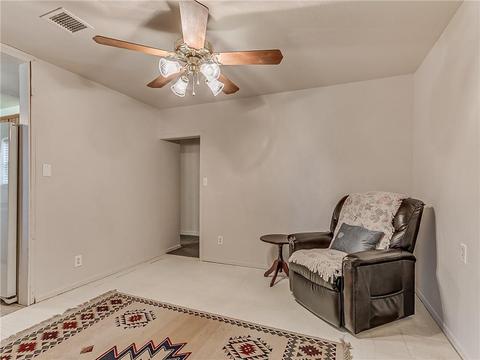 2001 Fox Ln, Tuttle, OK 73089 photo 9