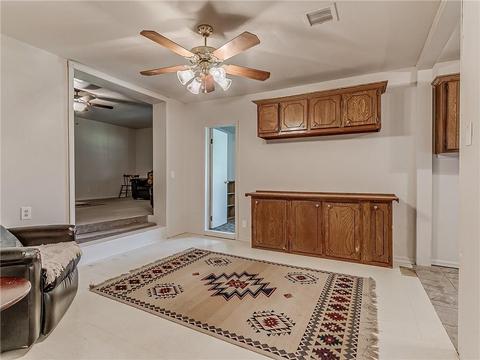 2001 Fox Ln, Tuttle, OK 73089 photo 10